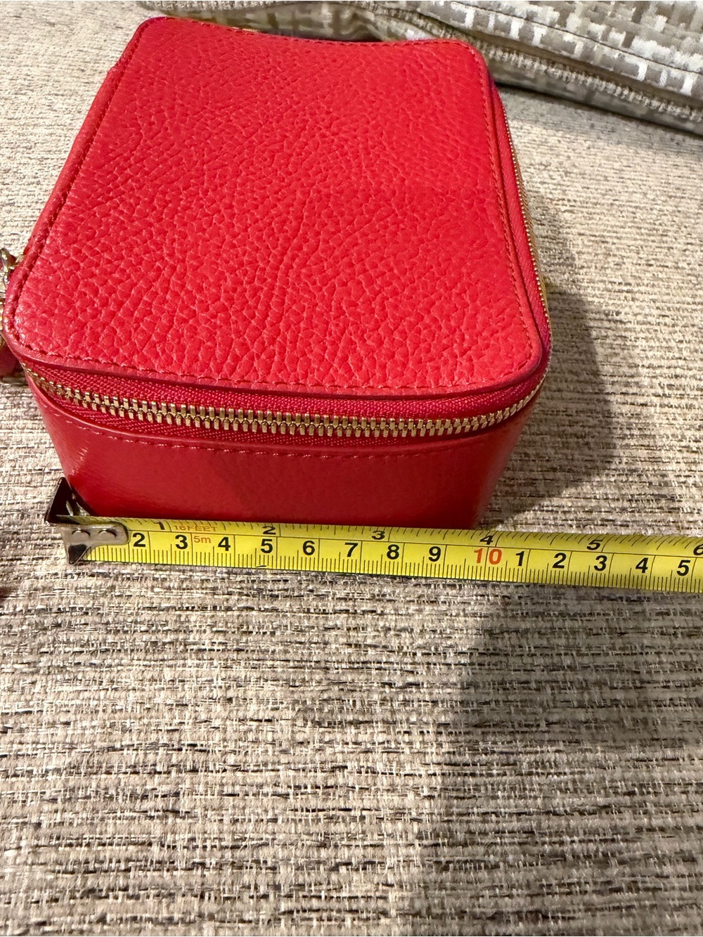 Cuyana Red Leather Travel Jewelry Case Jewelry Box Tassels EUC - Picture 11 of 11
